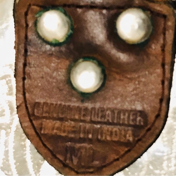 Vintage Genuine Leather Woven Belt Floral Engraved 4” Medallion Buckle Belt M/L - Picture 10 of 10